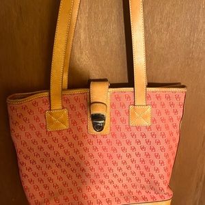 Dooney and Bourke bucket bag